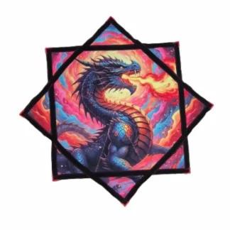 להטוטנים אנשי במה וחובבי התחום הכירו את דאפו Dragon Fire, דגם פסיכודלי עם דרקון בלהבות במידה של 69X69 ס"מ ומשקל של 340 גרם ותפר זיג-זג חזק.